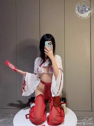 AT鲨 反差巫女