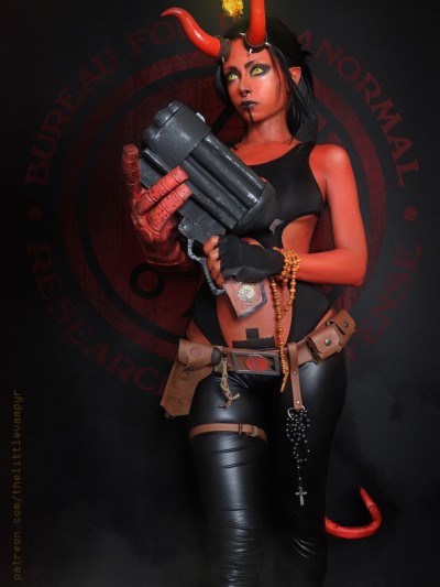 The little Vampyr - Hellboy Genderbend