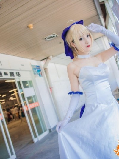 saber调教服COS