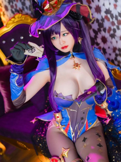 Arty Huang - Genshin Mona