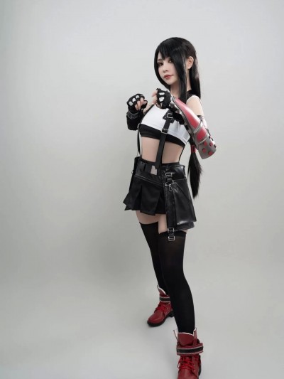 爆机少女喵小吉 - 最终幻想7 蒂法
