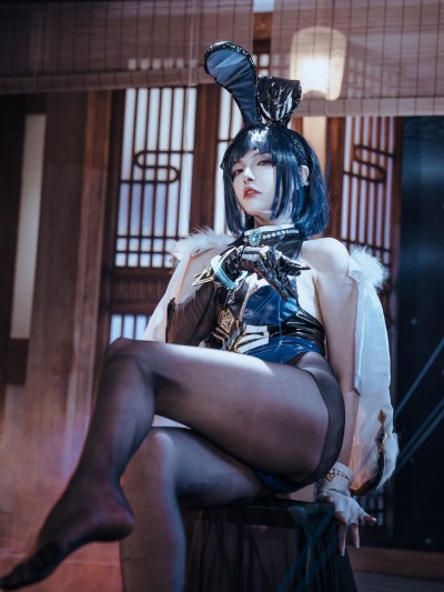 秋和柯基 - Bunny Yelan