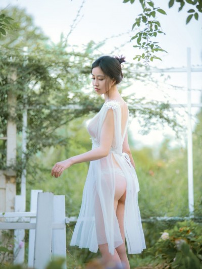 年年《神明之女》