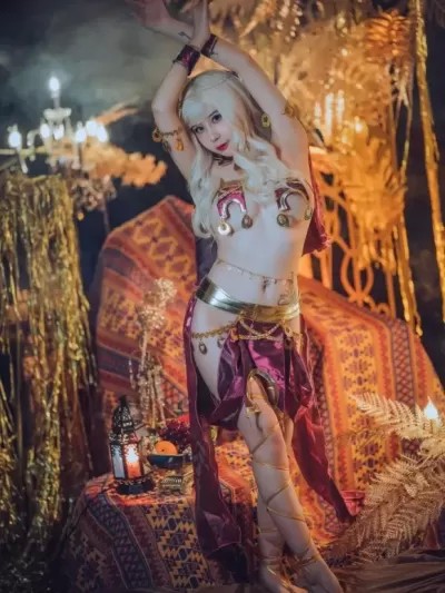 蜜蜜子Kimmie – Exotic dancer