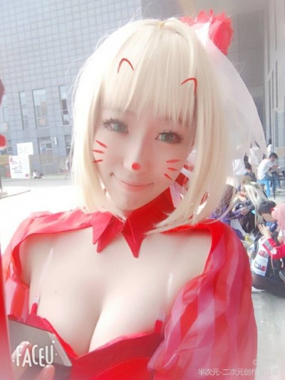 《Fate Extra》Saber紅玫瑰禮服 C O S P L A Y