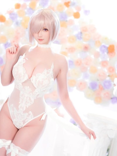 Hoshilily (星之迟迟) cosplay Mashu Kyrielight – Fate/Grand Order